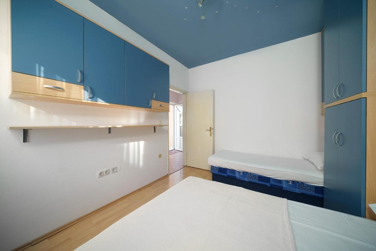 Apartmani Nedoklan Srima Buitenkant foto