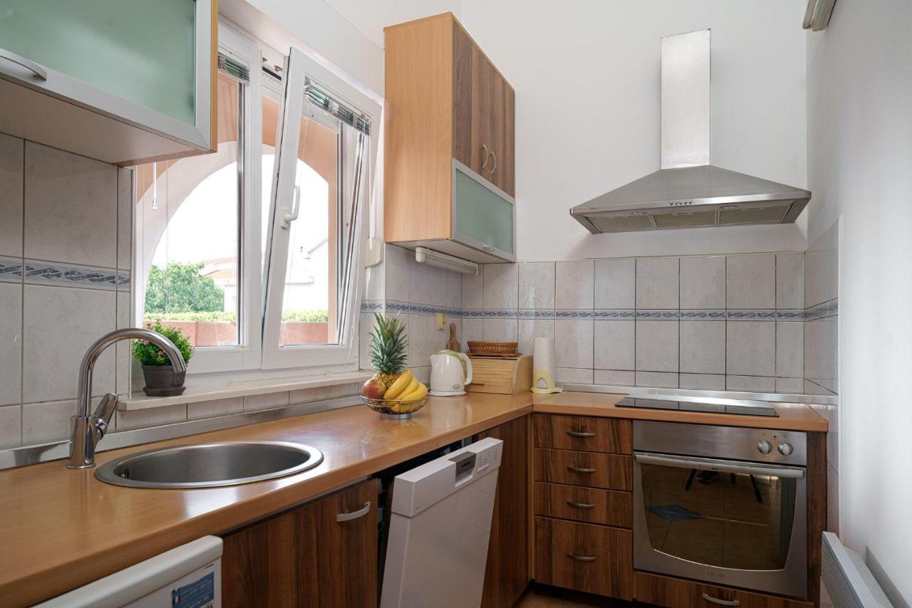 Apartmani Nedoklan Srima Buitenkant foto