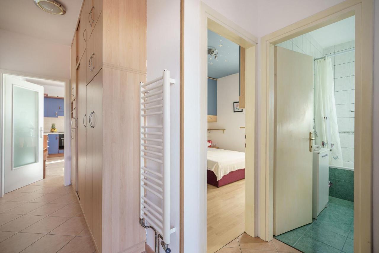 Apartmani Nedoklan Srima Buitenkant foto