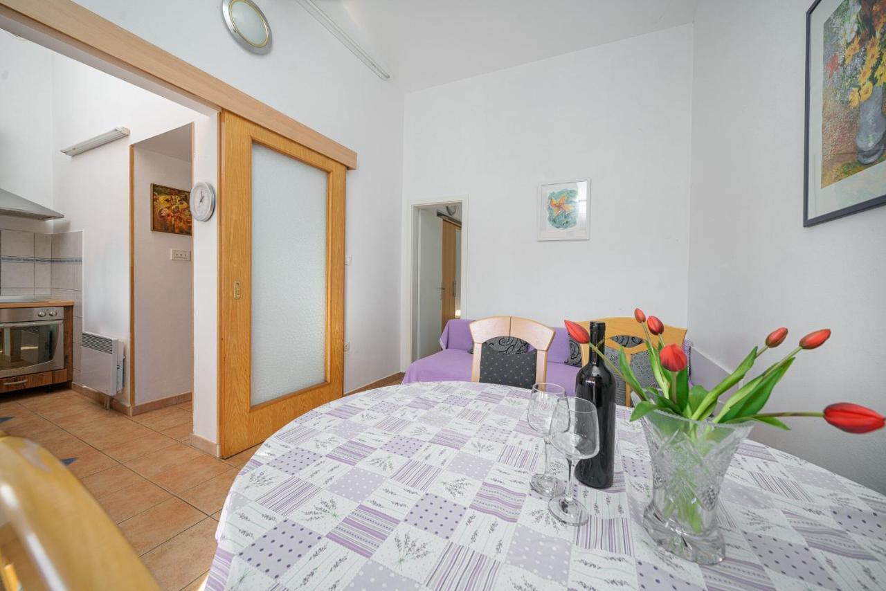Apartmani Nedoklan Srima Buitenkant foto