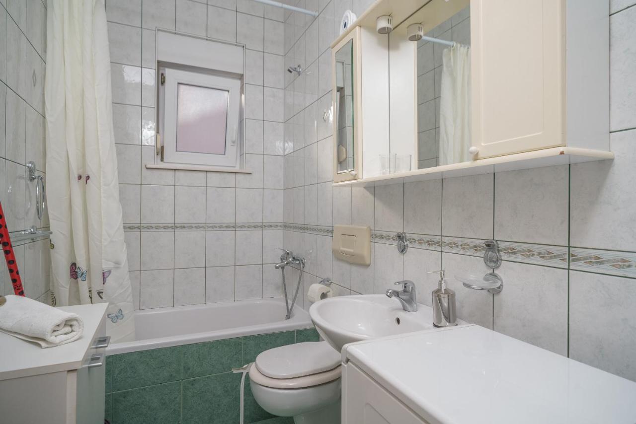 Apartmani Nedoklan Srima Buitenkant foto